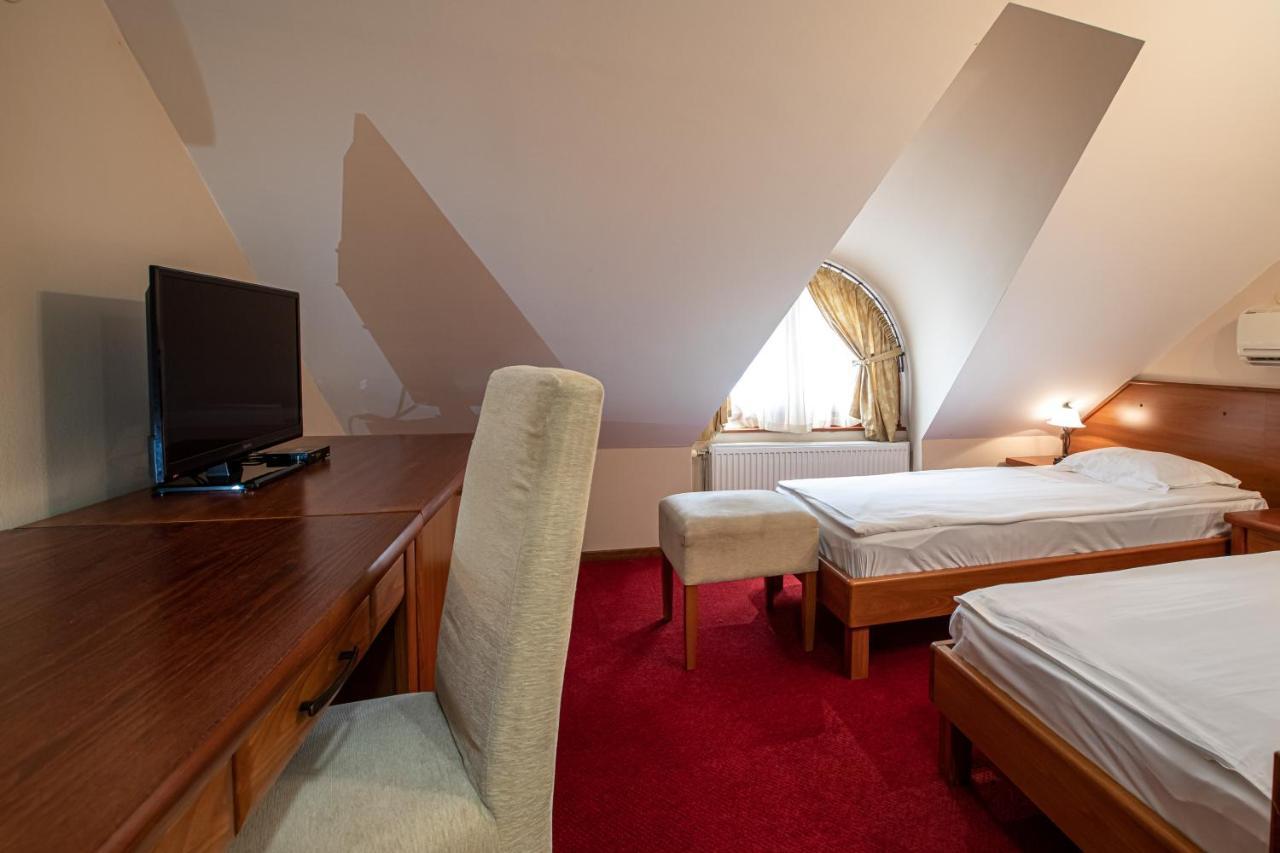 Hotel Vila Lago Palić Dış mekan fotoğraf