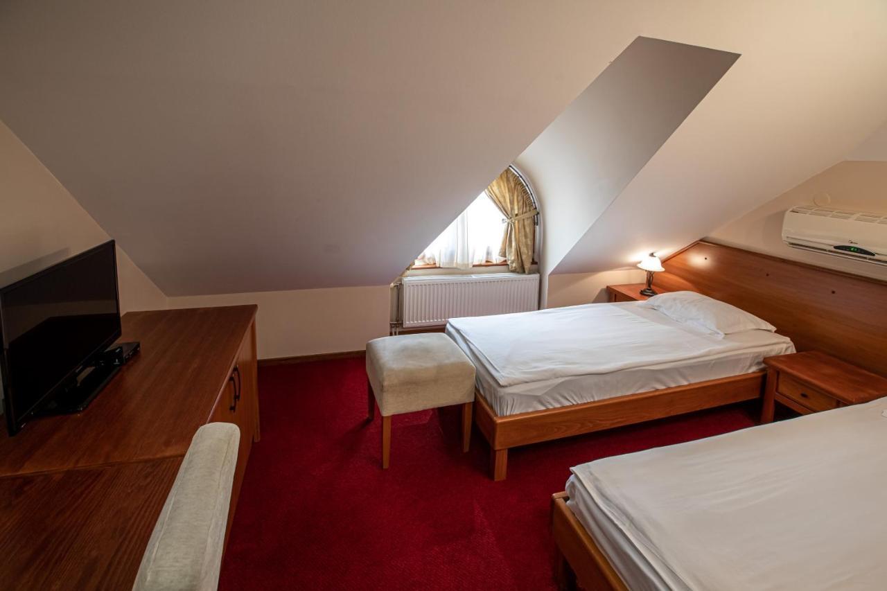 Hotel Vila Lago Palić Dış mekan fotoğraf